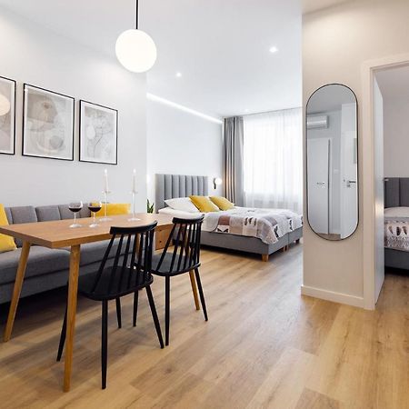 Apartamenty Familijne Kudowa-Zdrój Esterno foto