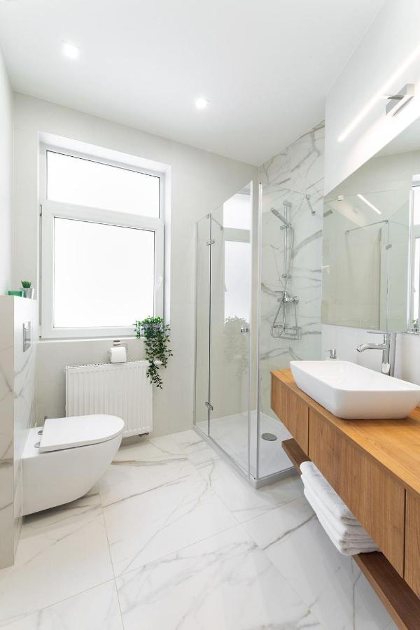 Apartamenty Familijne Kudowa-Zdrój Esterno foto