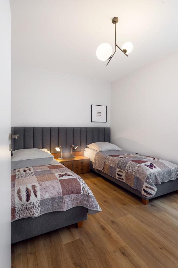Apartamenty Familijne Kudowa-Zdrój Esterno foto