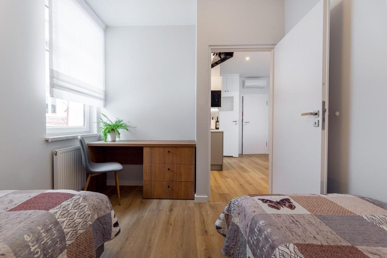 Apartamenty Familijne Kudowa-Zdrój Esterno foto